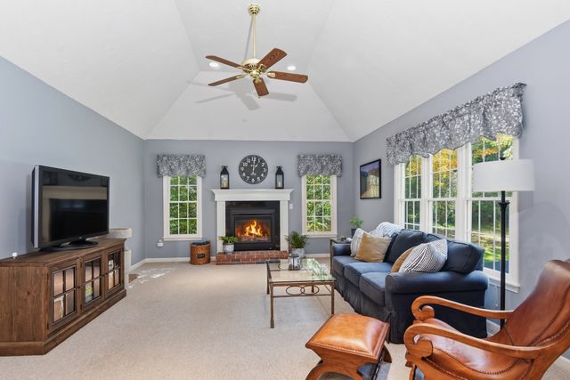 21 Evergreen Road, Norfolk, MA 02056