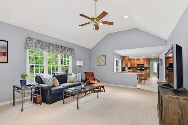 21 Evergreen Road, Norfolk, MA 02056