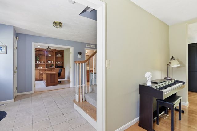 21 Evergreen Road, Norfolk, MA 02056