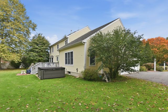 21 Evergreen Road, Norfolk, MA 02056