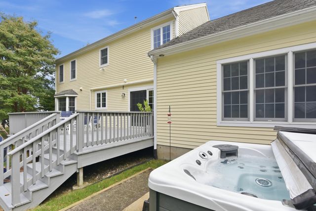 21 Evergreen Road, Norfolk, MA 02056