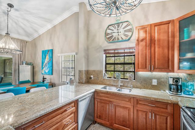 312 Liberty Court, Deerfield Beach, FL 33442