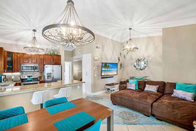 312 Liberty Court, Deerfield Beach, FL 33442