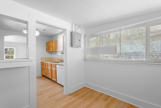 412 Harvard Drive SE, Albuquerque, NM 87106