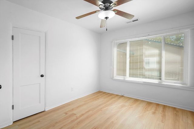 412 Harvard Drive SE, Albuquerque, NM 87106