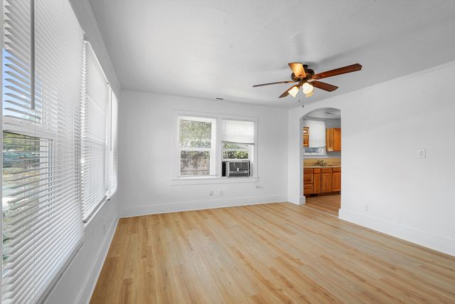 412 Harvard Drive SE, Albuquerque, NM 87106