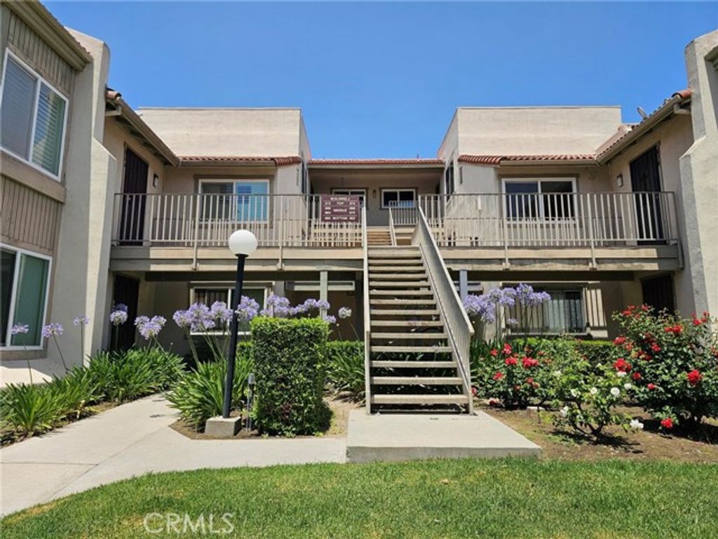 874 Cinnamon Lane 62, Duarte, CA 91010