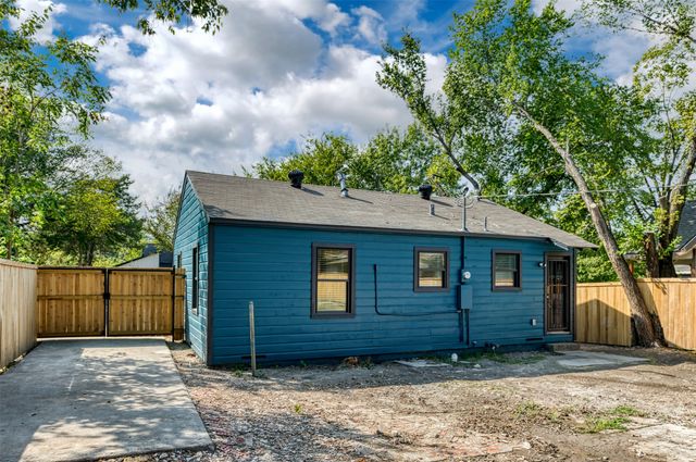 2610 Michigan Avenue, Dallas, TX 75216