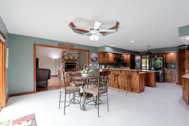 940 E County Road 825 N, Bainbridge, IN 46105