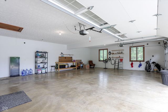 940 E County Road 825 N, Bainbridge, IN 46105