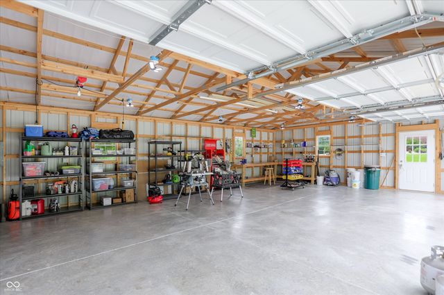 940 E County Road 825 N, Bainbridge, IN 46105