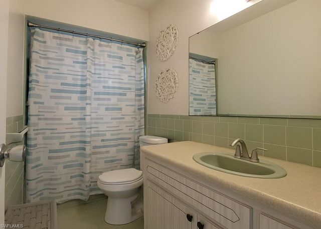 750 95th AVE N, Naples, FL 34108