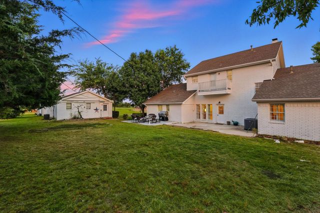 185 Quail Run Court, Decatur, TX 76234