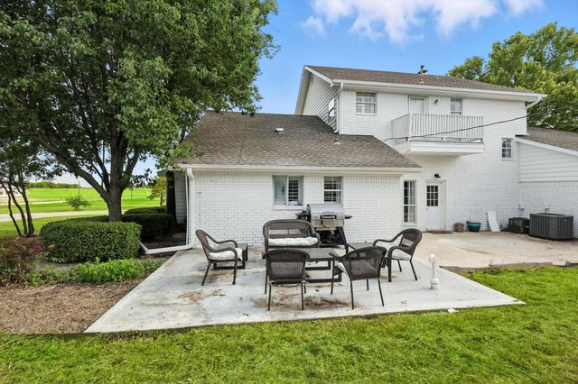 185 Quail Run Court, Decatur, TX 76234