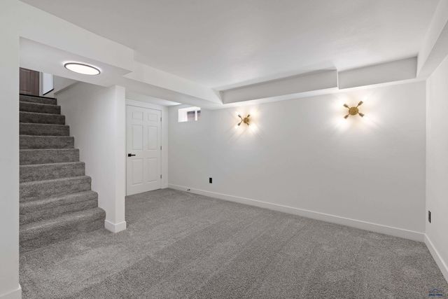 1232 E ST CHARLES, Rapid City, SD 57701