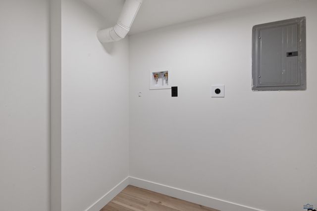 1232 E ST CHARLES, Rapid City, SD 57701