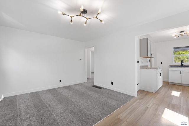 1232 E ST CHARLES, Rapid City, SD 57701