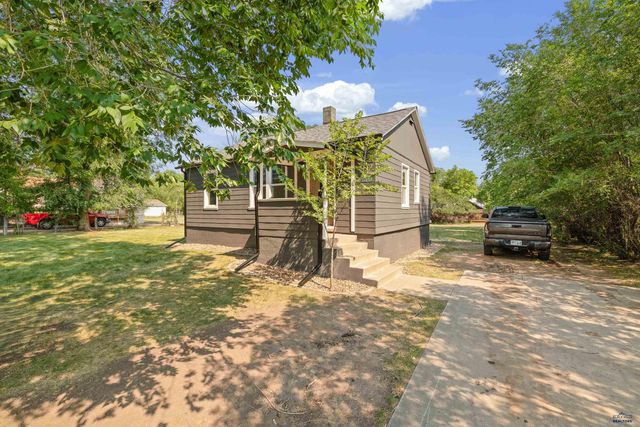 1232 E ST CHARLES, Rapid City, SD 57701
