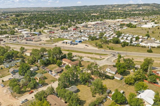 1232 E ST CHARLES, Rapid City, SD 57701