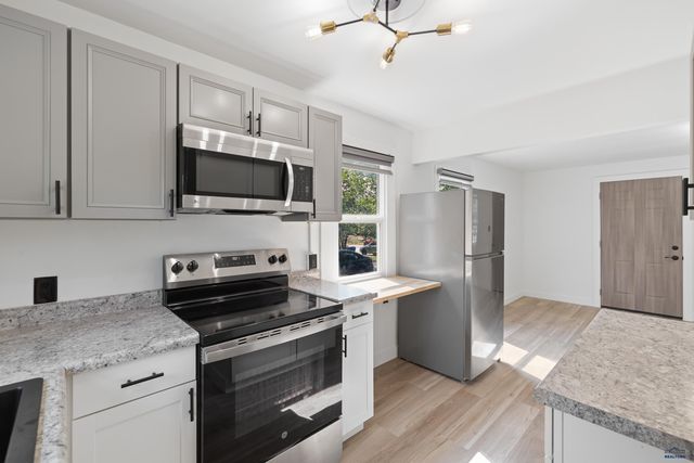 1232 E ST CHARLES, Rapid City, SD 57701