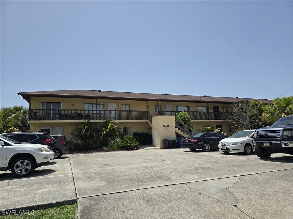 10632 Woods CIR 1, Bonita Springs, FL 34135