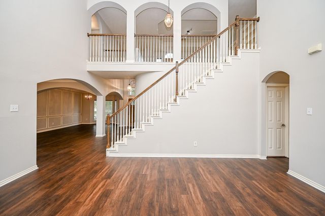 8135 Cove Timbers Lane, Tomball, TX 77375
