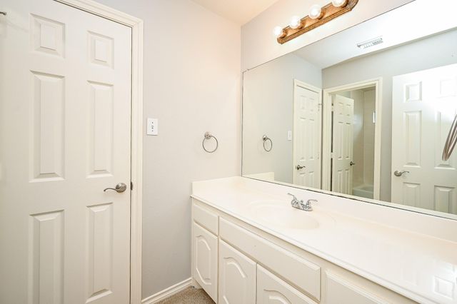 8135 Cove Timbers Lane, Tomball, TX 77375