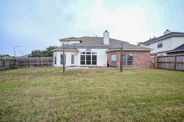 8135 Cove Timbers Lane, Tomball, TX 77375