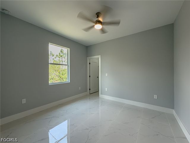 438 Raymer ST, Lehigh Acres, FL 33974