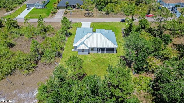 438 Raymer ST, Lehigh Acres, FL 33974