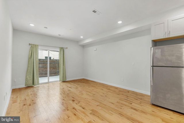 2153 N FRANKLIN ST, Philadelphia, PA 19122