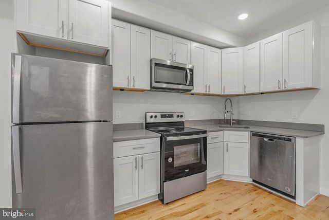 2153 N FRANKLIN ST, Philadelphia, PA 19122