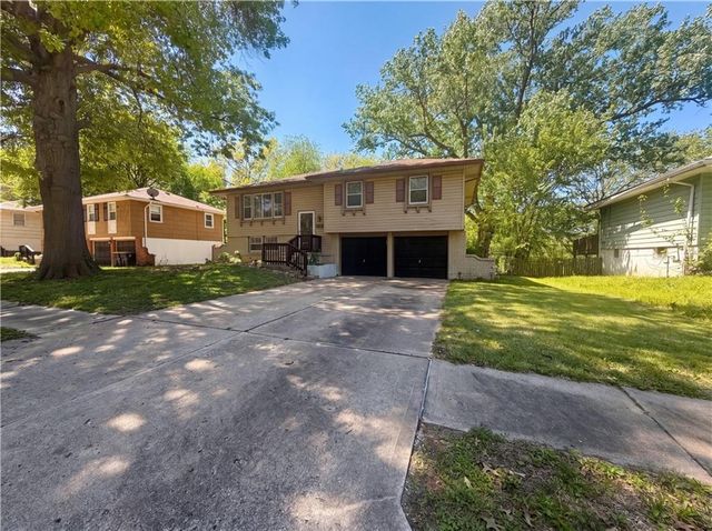 9716 Hardesty Avenue, Kansas City, MO 64137