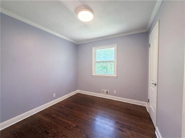 9716 Hardesty Avenue, Kansas City, MO 64137