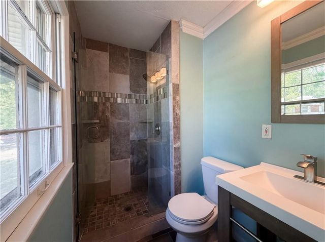 9716 Hardesty Avenue, Kansas City, MO 64137