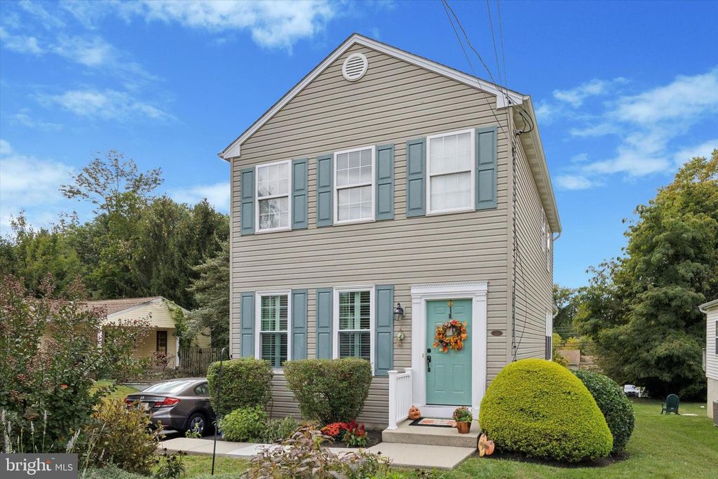 234 ELM AVE, Media, PA 19063