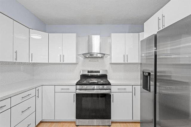 9110 Caribbean Blvd, Cutler Bay, FL 33157