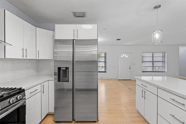 9110 Caribbean Blvd, Cutler Bay, FL 33157