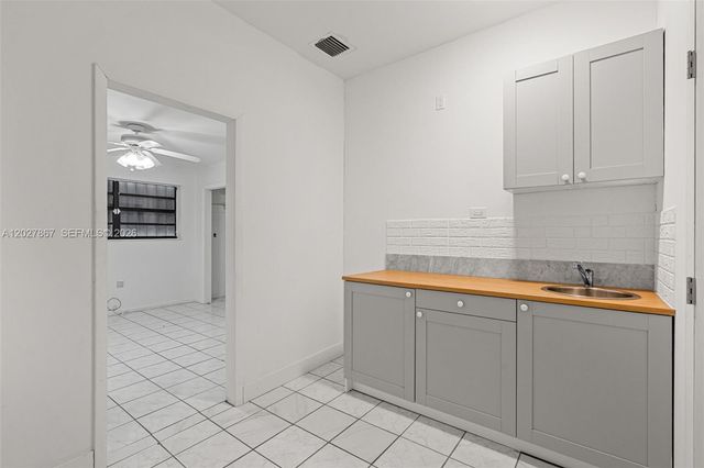 9110 Caribbean Blvd, Cutler Bay, FL 33157