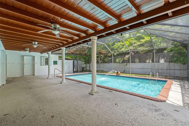 9110 Caribbean Blvd, Cutler Bay, FL 33157