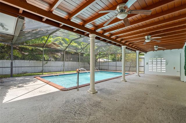 9110 Caribbean Blvd, Cutler Bay, FL 33157