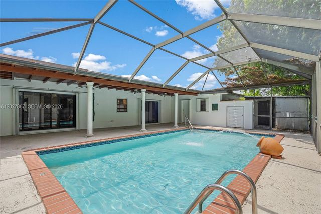 9110 Caribbean Blvd, Cutler Bay, FL 33157