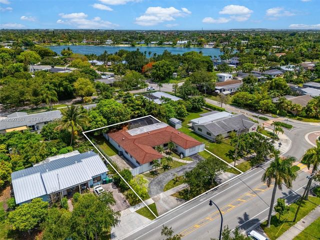 9110 Caribbean Blvd, Cutler Bay, FL 33157