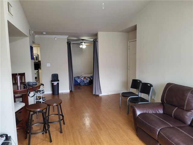 501 W 26th ST 316, Austin, TX 78705