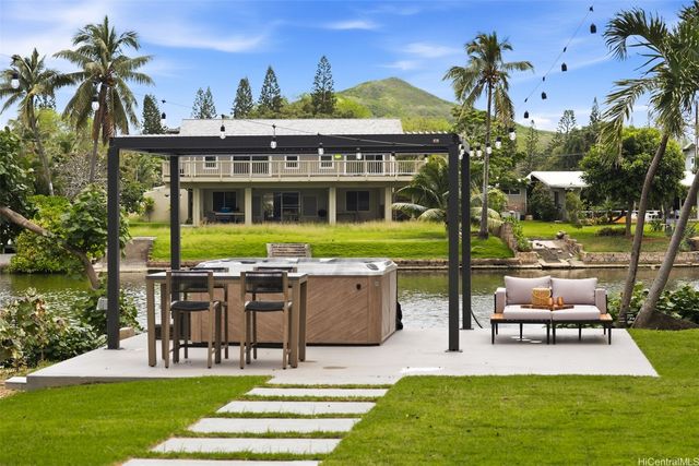 485 Wanaao Road, Kailua, HI 96734
