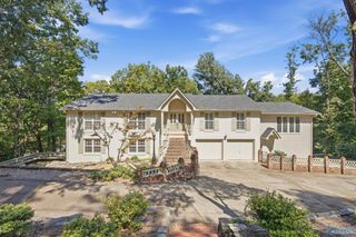 2224 Briarcliff Road, Huntsville, AL 35801