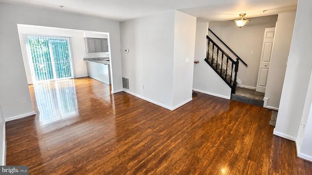 1660 WILLOWWOOD CT, Landover, MD 20785