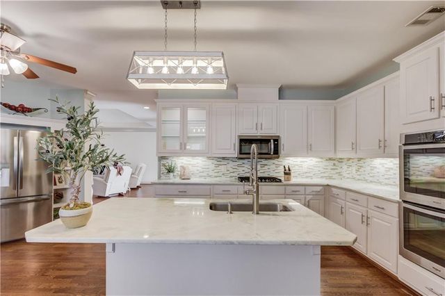 7208 Sunset Boulevard, Loganville, GA 30052