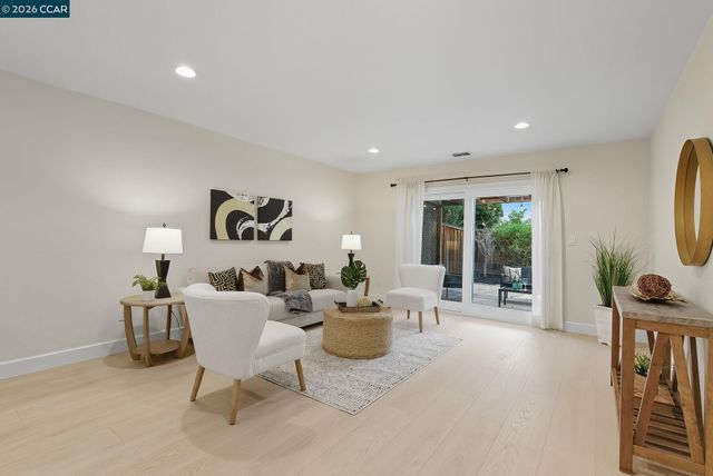 5 San Carlo Ct, Danville, CA 94526