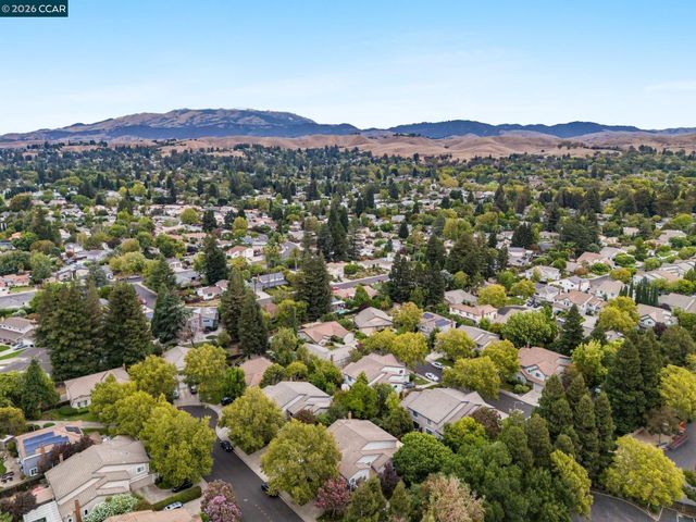 5 San Carlo Ct, Danville, CA 94526